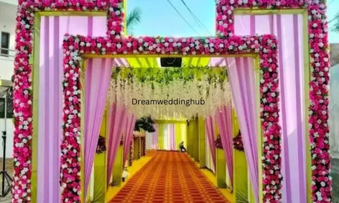 Suman vatika merriage holl